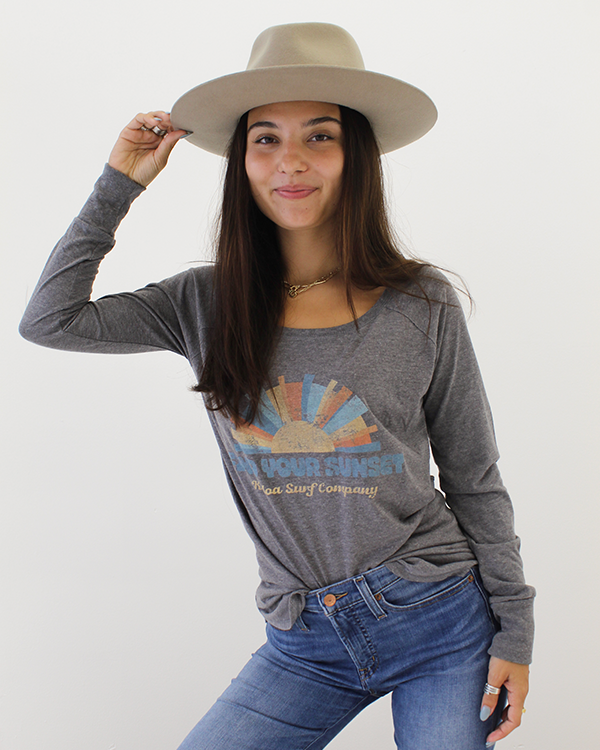 Koloa Vintage Sunset Women's Long Sleeve T-Shirt- Grey Frost