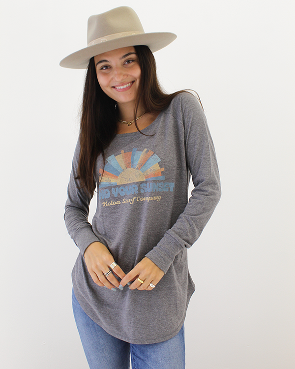 Koloa Vintage Sunset Women's Long Sleeve T-Shirt- Grey Frost